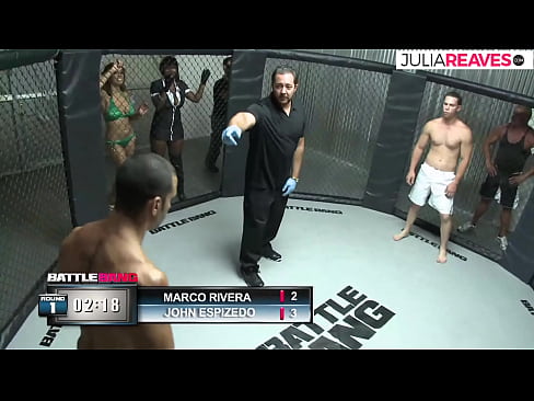 ❤️ Ultimate Fighter fucks wata lamba yarinya dama bayan fada a cikin zobe Jima'i ️❤