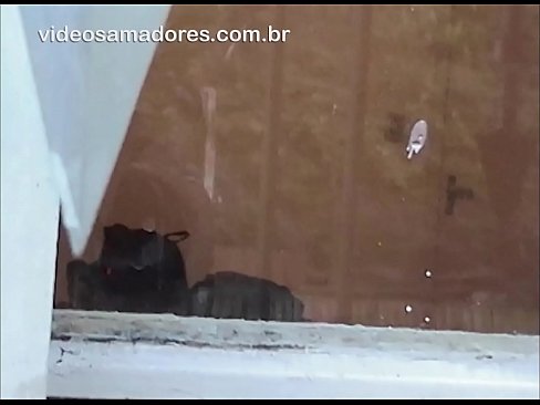 ❤️ Mutum mai katsawa yana kallon budurwarsa tare da wani saurayi, yana yin rikodin bidiyo mai ban tsoro ba tare da damun ma'auratan ba Jima'i ️❤