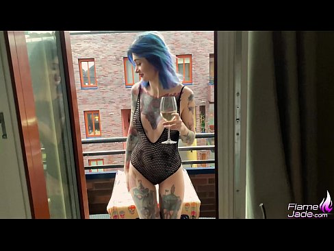 ❤️ Babbar Yarinya Tsotsawa Tare Da Gudu Da Tsanani A Karkashin Budaddiyar Sama Jima'i ️❤